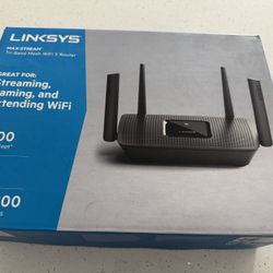 LINKSYS TRI BAND MESH WIFI ROUTER 