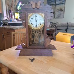 Antique Mantle Clock