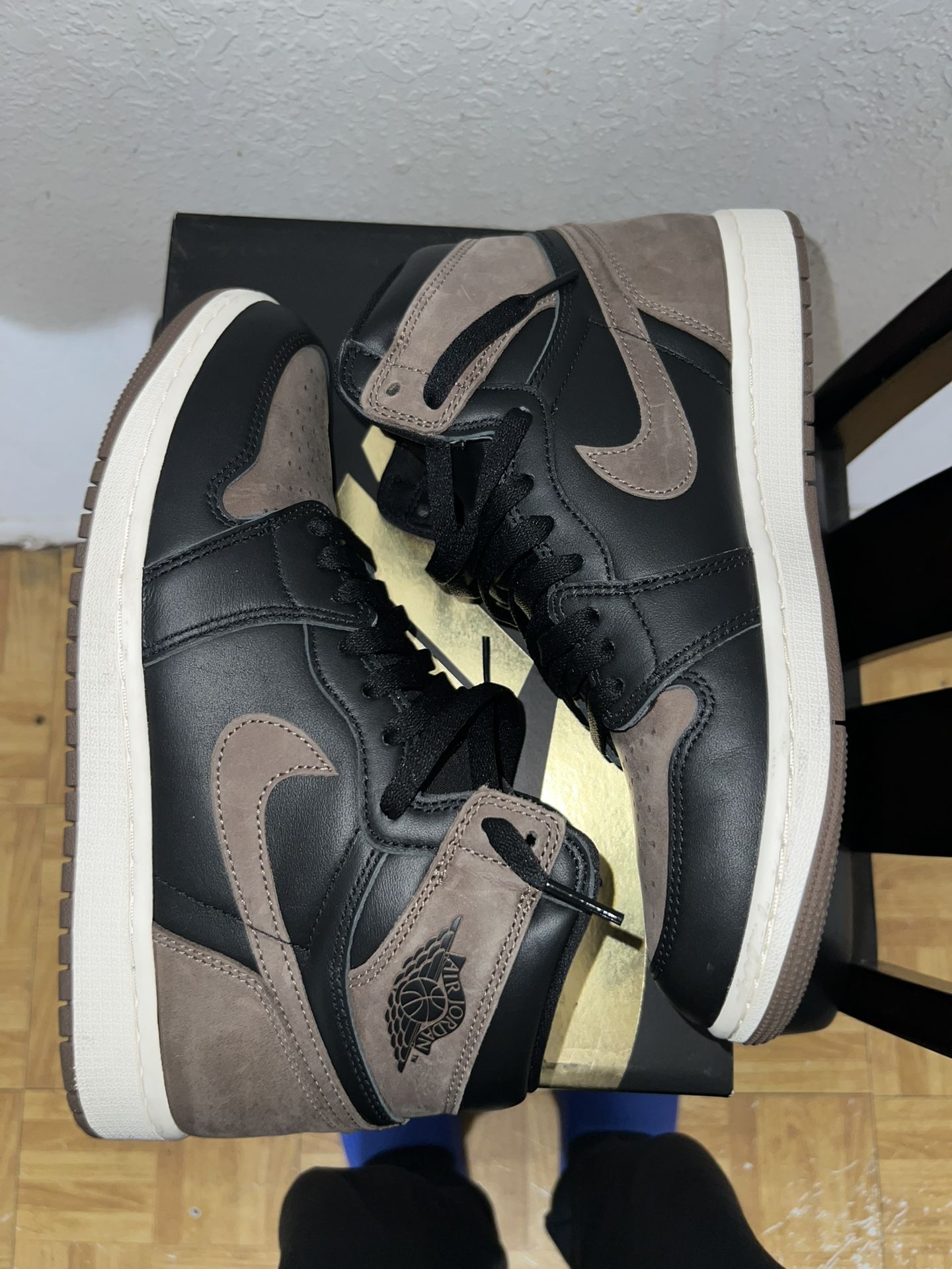 Retro Jordan 1 Palomino 