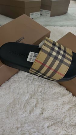 Burberry slides