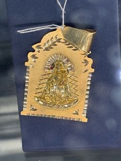 Religious pendant