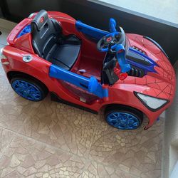 SPIDER-MAN CAR 🚗