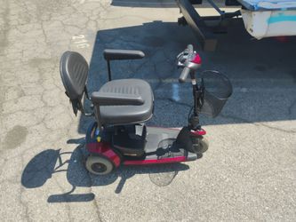Mobility scooter three wheel