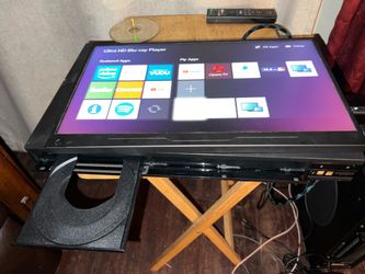 Player movie player Sony Ultra HD Blu-ray Player with Built-In Display with 4K movie 4K movie player MAKE AN OFFER!