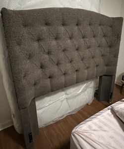 Queen Size Wood Tufted Grey Headboard 