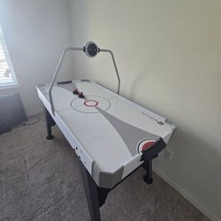 Air Hockey Table