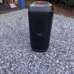 JBL 720 Bluetooth Party Speaker