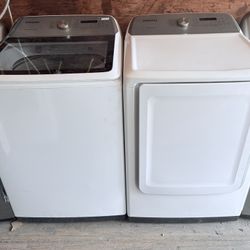 SAMSUNG.  WASHER AND GAS DRYER 