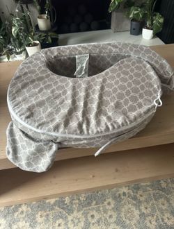 My breastfriend nursing pillow