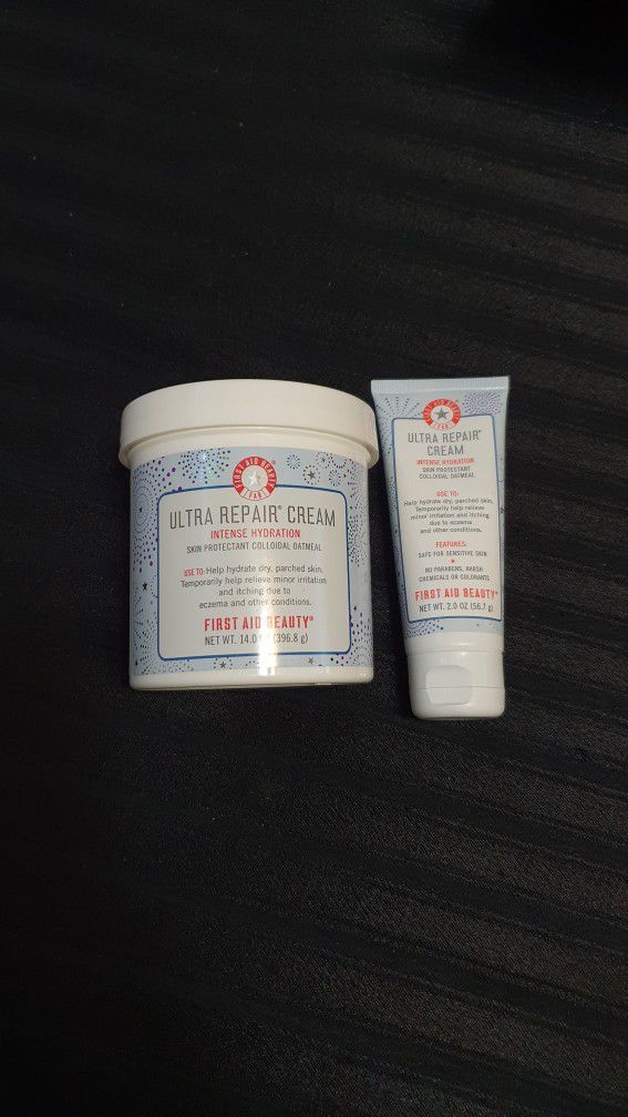 First Aid Beauty Ultra Repair Cream Intense Hydration Set