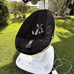 4 MOMS MOMAROO BABY SWING 47Th Ave. And Dobbins In Laveen