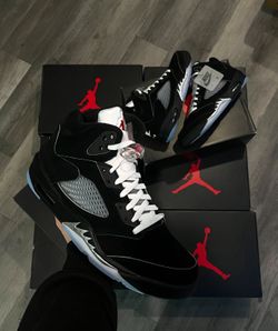 Jordan 5’s Metallic 