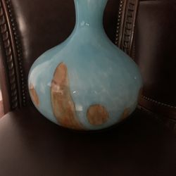 Glass vase