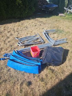 Trampoline with safety net
