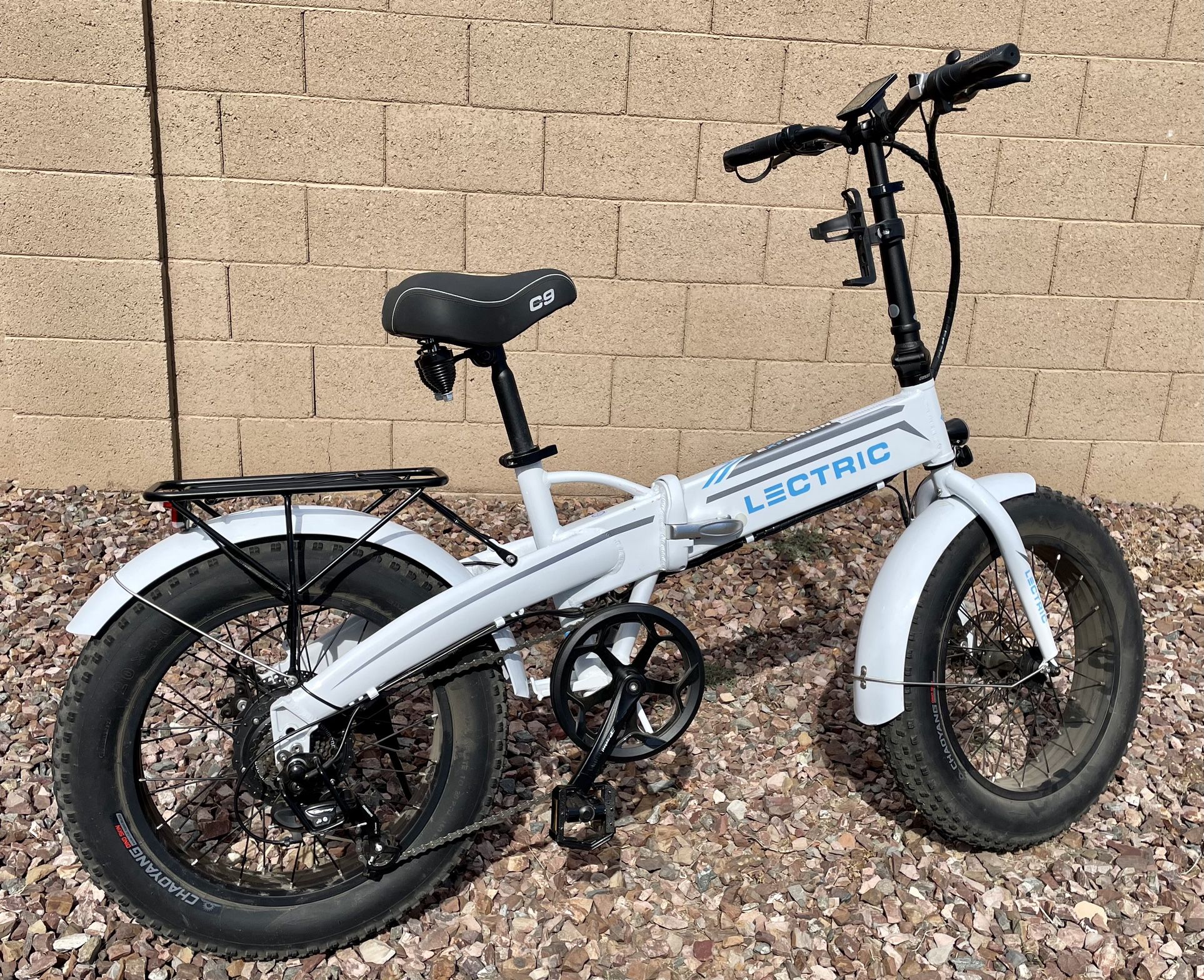 White Lectric Foldable, Fat Tire Electric bike With Removable Battery