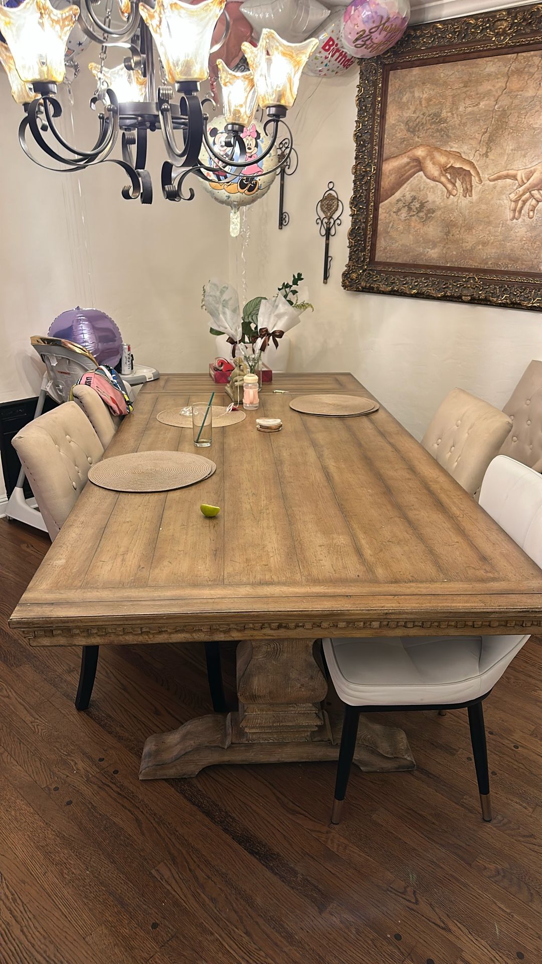 dining room table 
