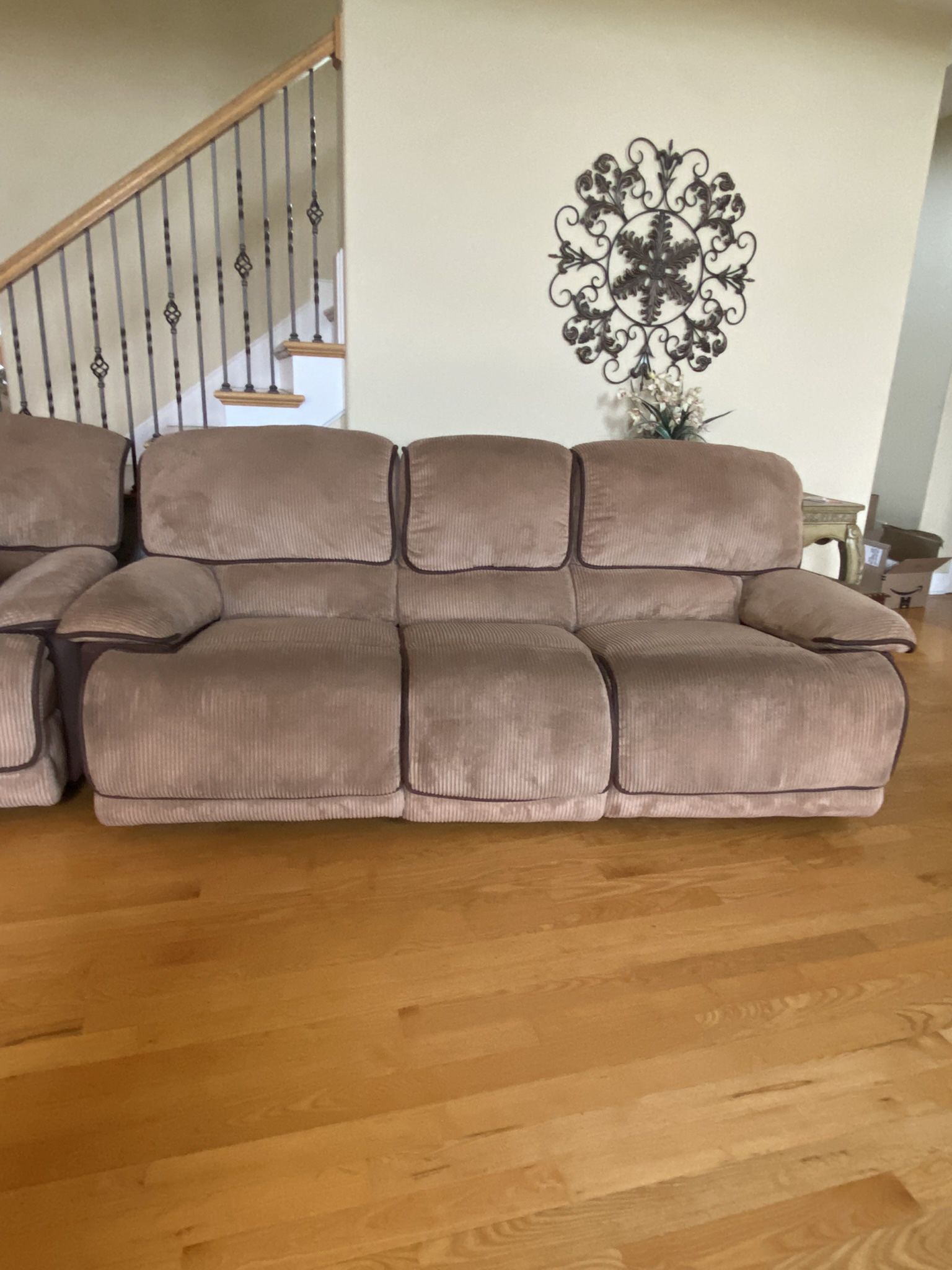 Sofa  (Recliners)
