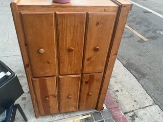 dresser