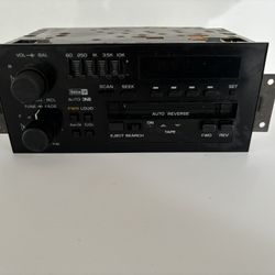 Gm / Delco cassette AM FM Stereo Receiver part #  1(contact info removed) W Body in working condition/ tested