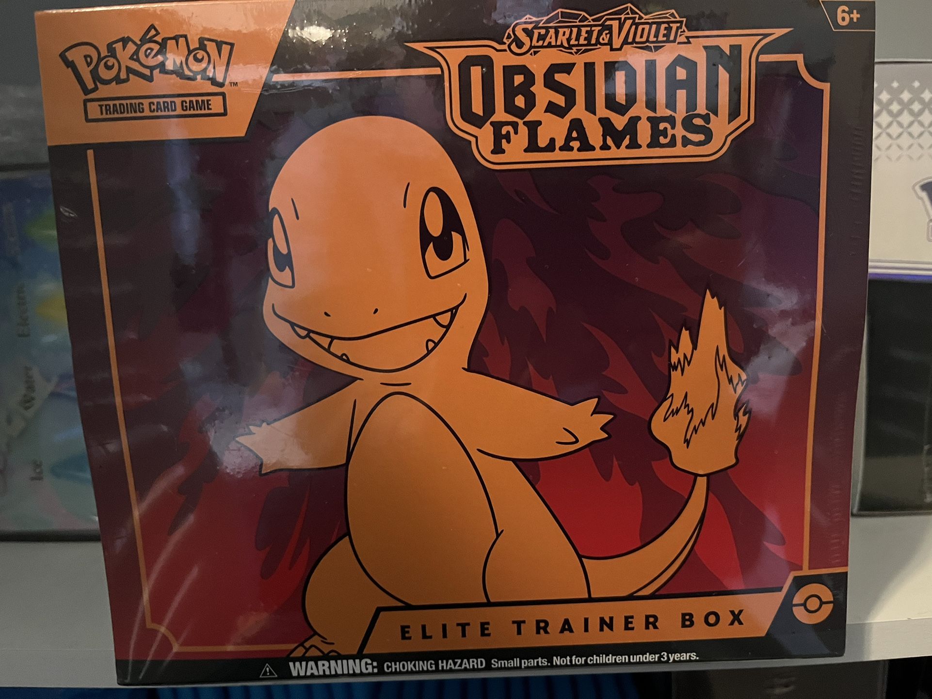 Pokemon Obsidian Flames Elite Trainer Box