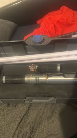 Bundle darth tyranus and cal kestis disney lightsaber