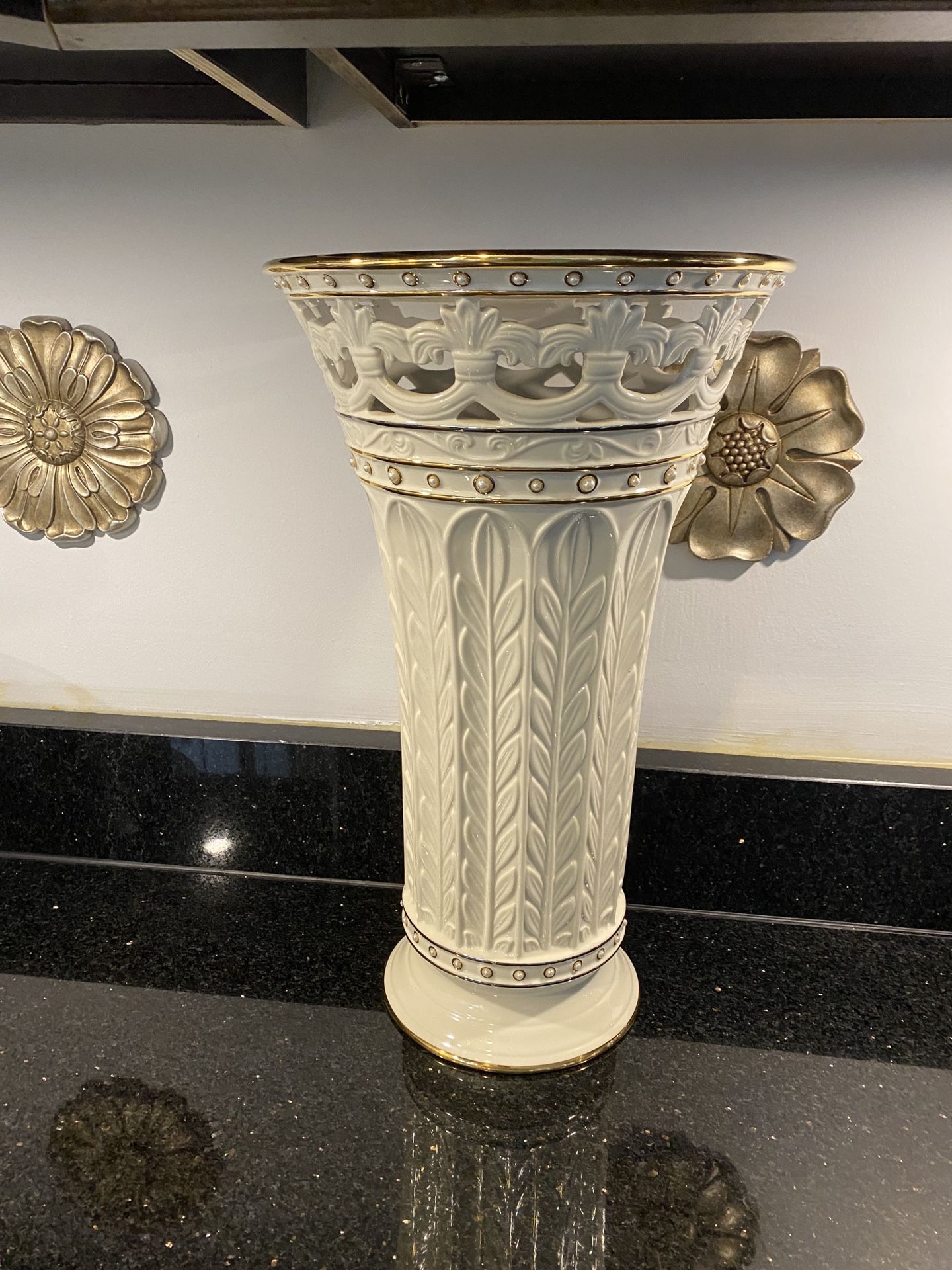 Lenox Wedding Florentine & Pearl Porcelain Very Large 16” Vase