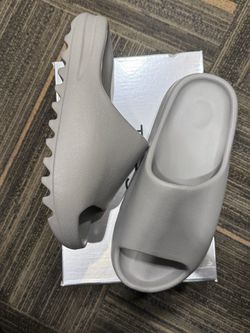 YZY YS-01 slides