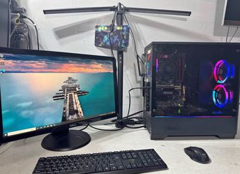 Custom CyberPowerPC Gaming Setup – Ready to Game / Plug & Play