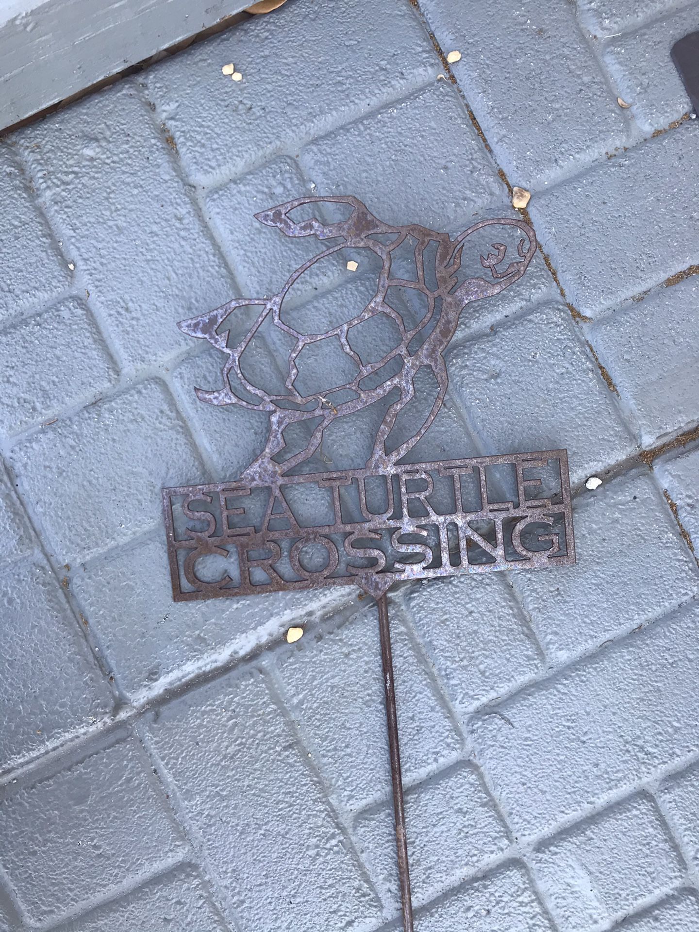 Turtle crossing yard sign