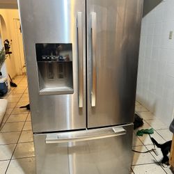 Refrigerator Whirlpool 