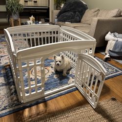 Doggy playpen with locking door 