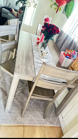 Dinning room table 1 bench 4 chairs