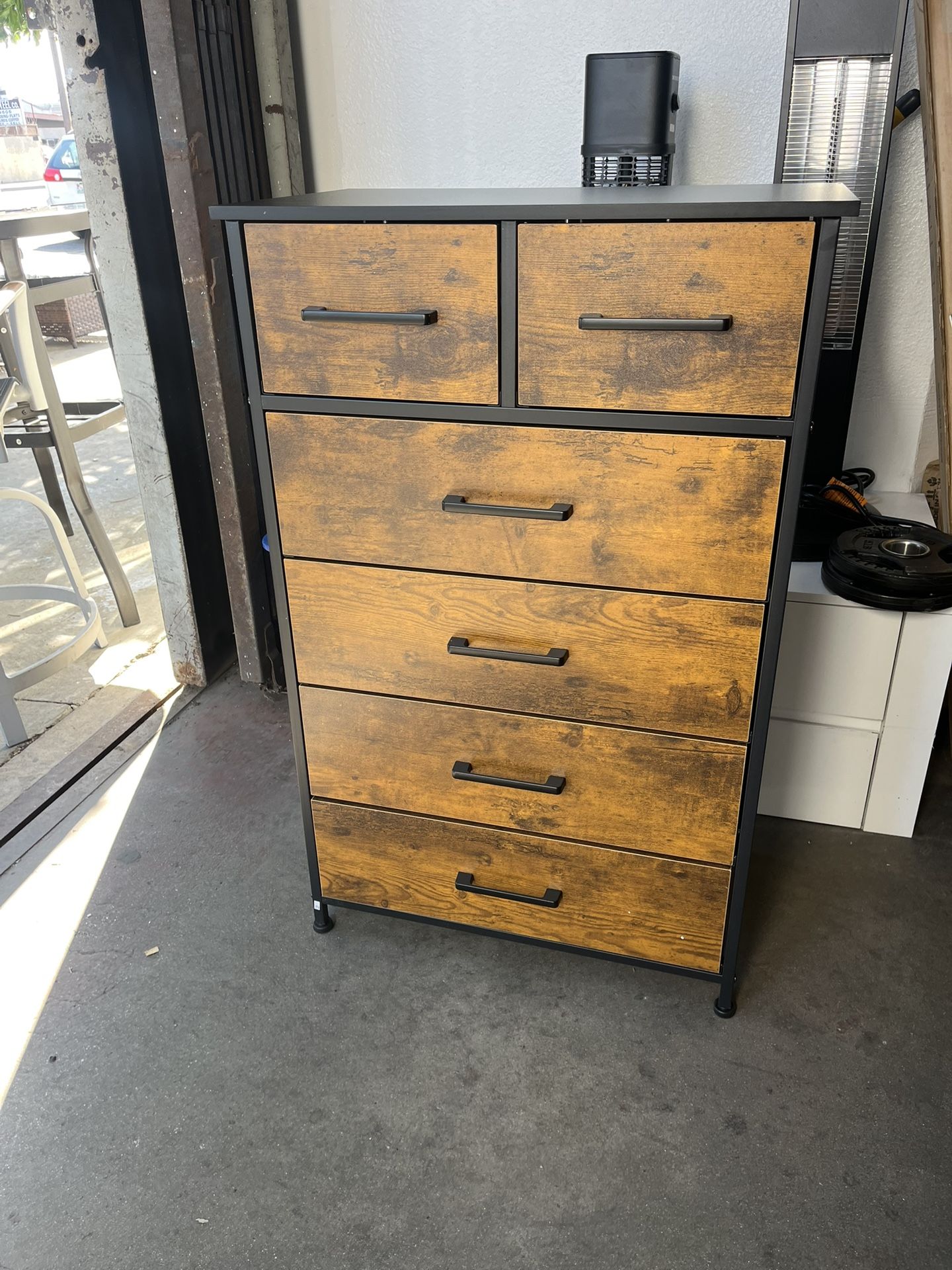 6 Drawer Wood Dresser, Industrial Wood Storage Dresser Clothes Organizer, Sturdy Steel Frame, Brown