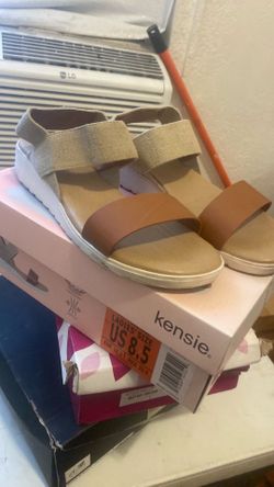 Women sandals