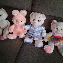 Stuffed animal toys(Pikachu, Frozen, bears, more) $5 each