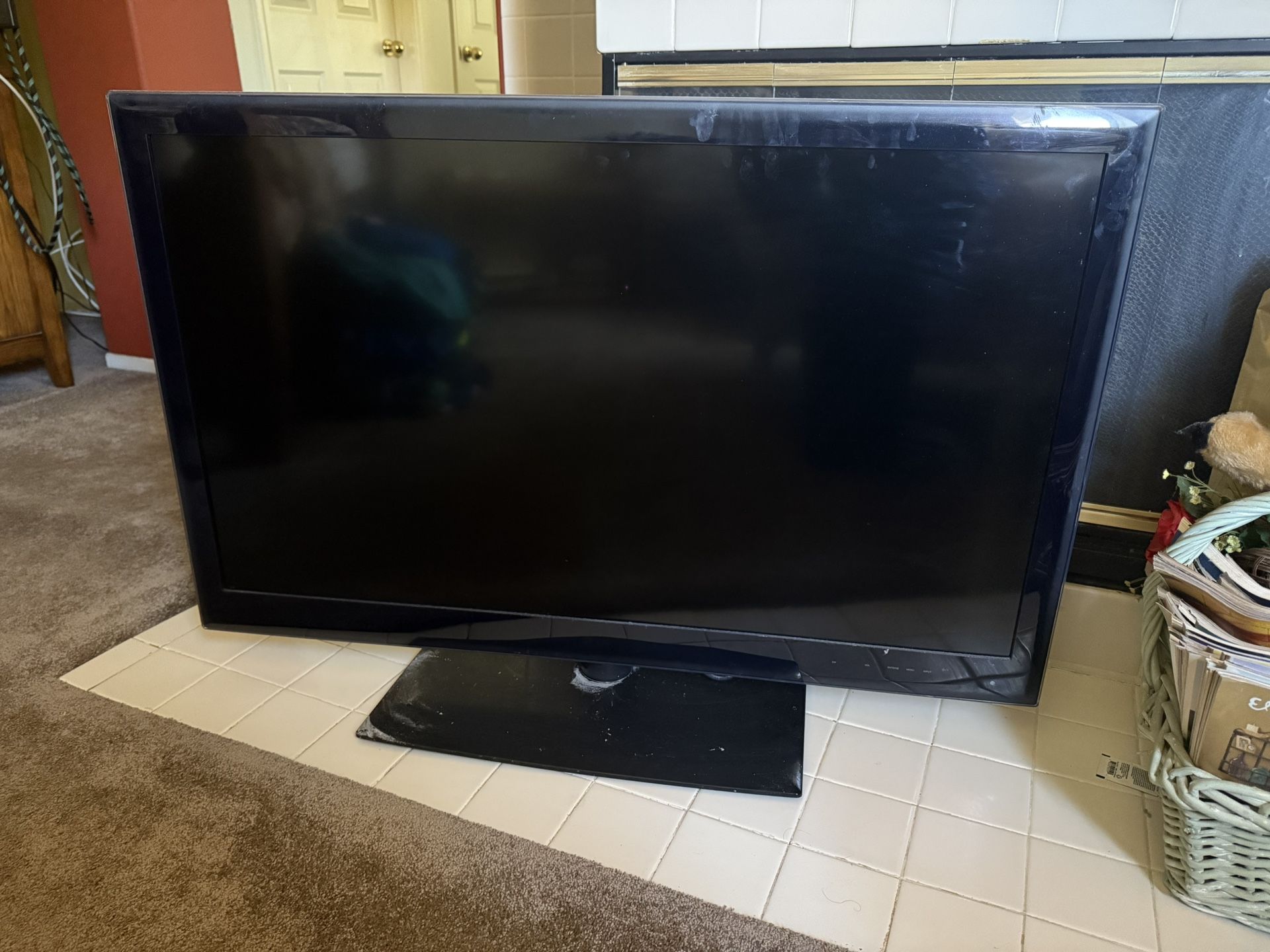 42” LG TV
