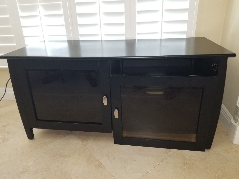 TV ENTERTAINMENT CENTER CABINET FURNITURE BLACK