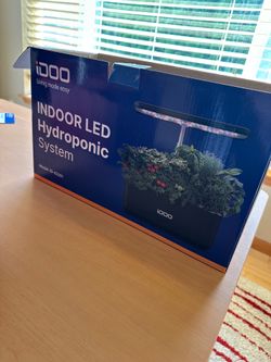 iDoo Indoor Hydroponic system
