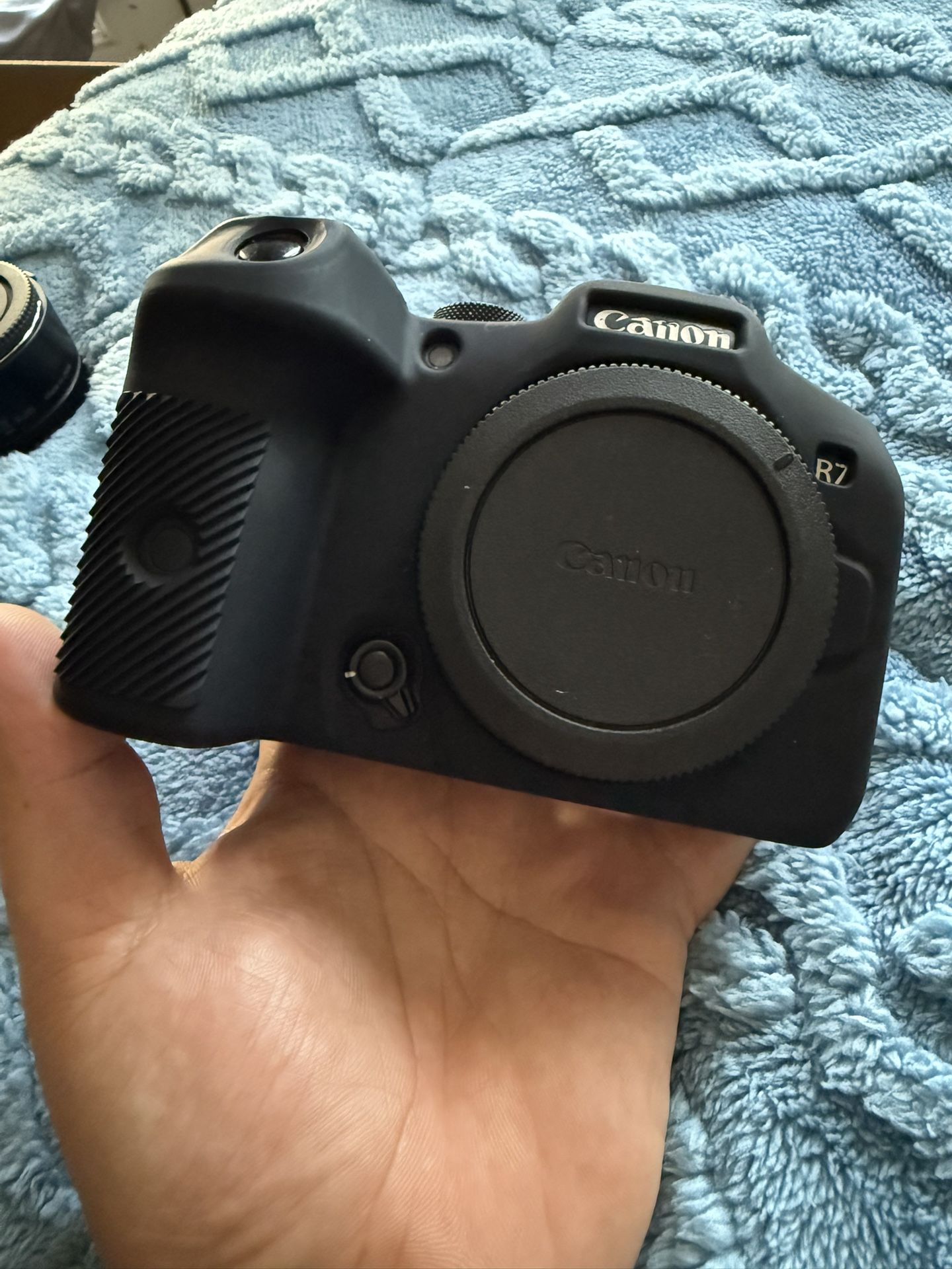Canon R7 Camera