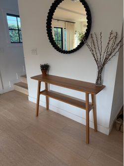 Article Kirun Console Table in Oak
