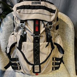  OAKLEY  BACKPACK TACTICAL FIELD GEAR MECHANISM 