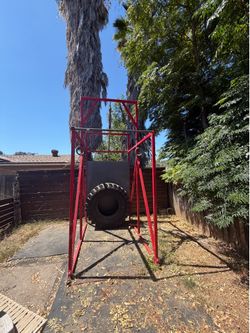 CrossFit rig and tire