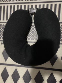 Black travel neck pillow Machine washable tumble dry