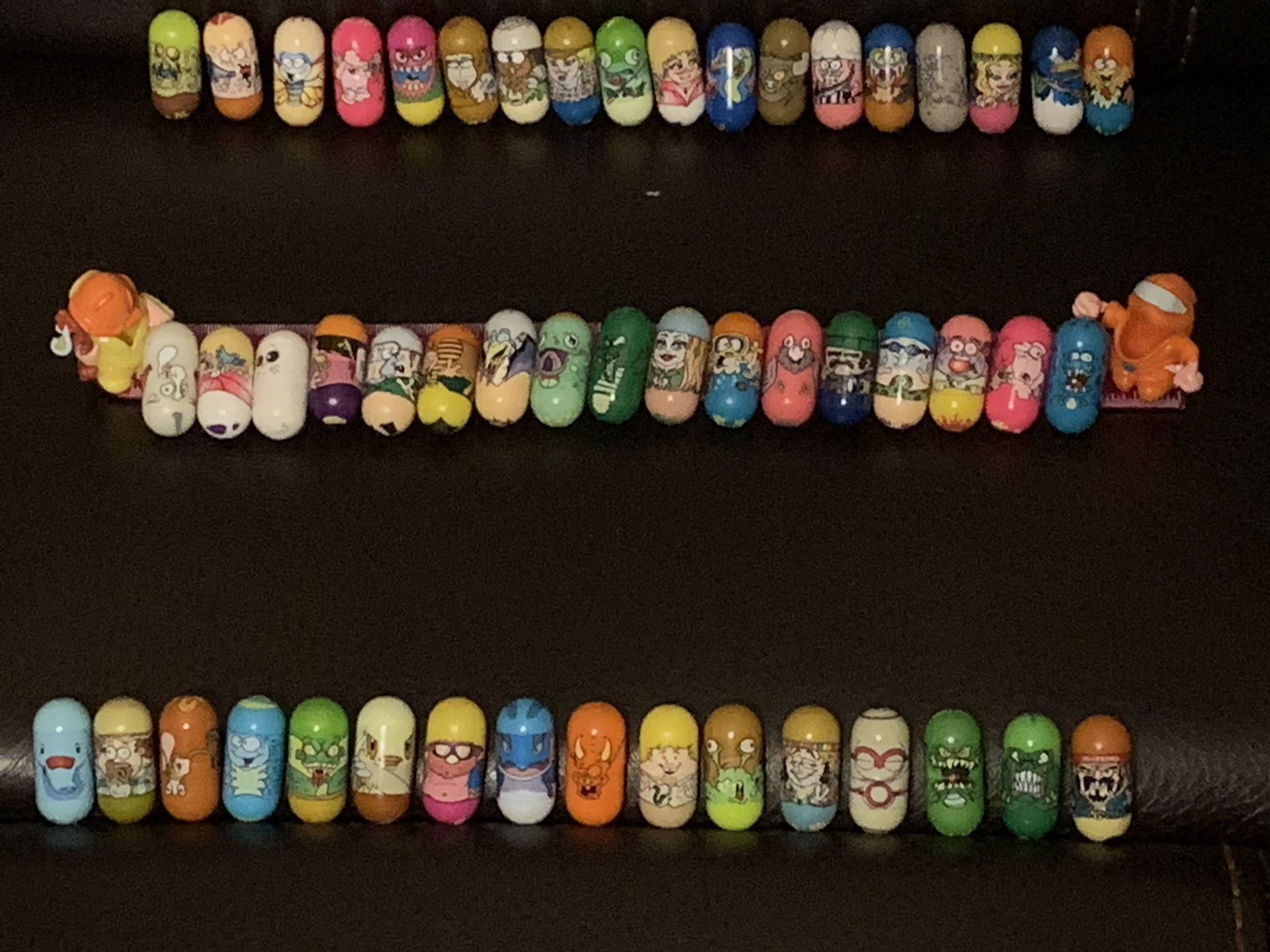 Mighty Beanz Collection -Huge lot of rare, hard to find and common.