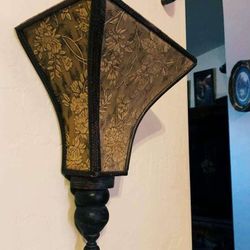 VINTAGE ORNATE GOLD WOOD FLORAL FLOWER DAMASK WALL SHELF LEDGE SCONCE KNICKKNACK TRINKET DECOR DISPLAY