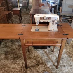 Sewing Machine With Cabinet
