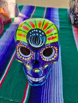 20%off Calavera decoracion ($25)tel (contact info removed)