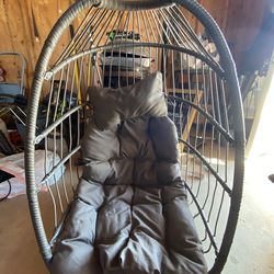 Egg hanging indoor and outdoor chair