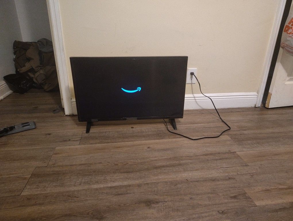 45 Inch Smart Insignia Tv
