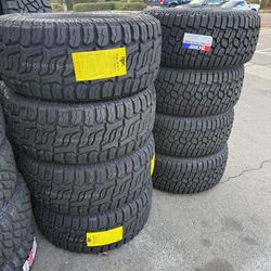 33X12.50R20 SET OF 4 OFF ROAD  TIRES WITH INSTALLATION AND BALANCING